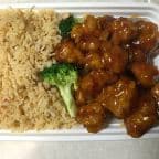 Best General Tso’s Chicken (Combination Platter) in Danbury, CT