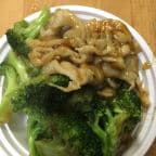 Best Chicken with Broccoli in Danbury, CT